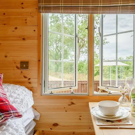 1 Bed In Stapleton 88970 펜션 Newton Morrell