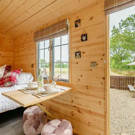 Holiday home 1 Bed In Darlington Oc-88970 *